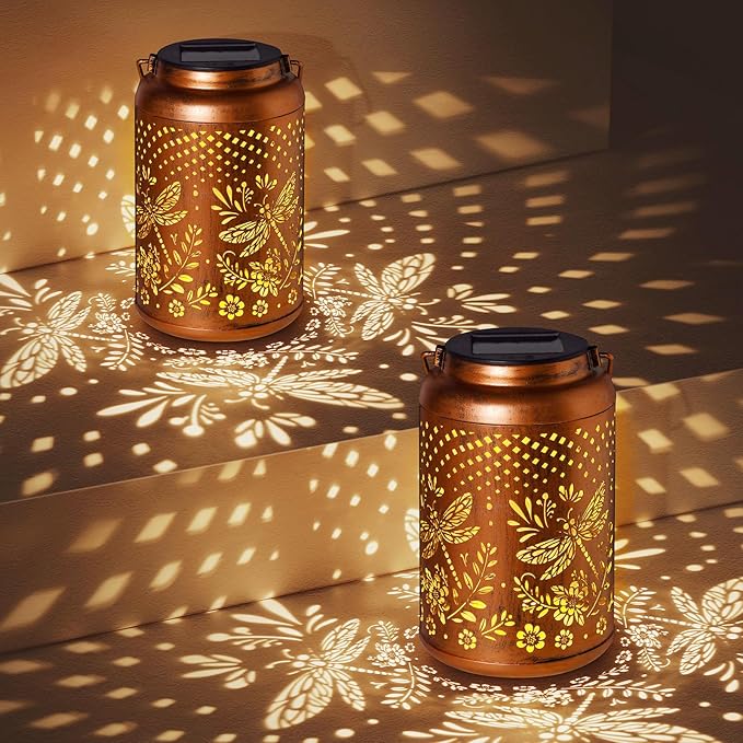 Dragonfly Solar Lanterns Outdoor Waterproof Garden Decor Hanging Solar Lights Gifts for Women Mom Grandma Metal Garden Decorative Lights for Yard, Backyard, Patio, Porch