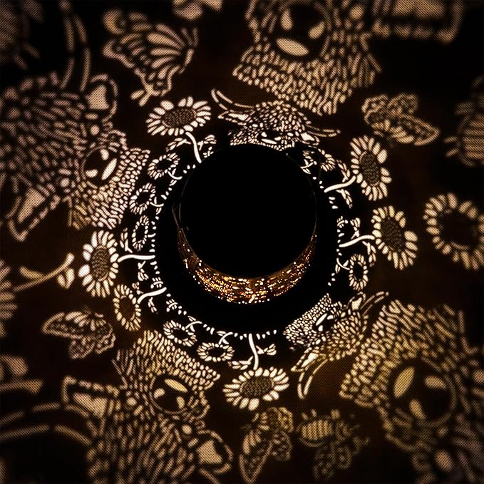 Solar Lanterns Outdoor Waterproof Decoration, Highland Cow Garden Decor Hanging Lantern Lights, Birthday Gifts for Women, Led Decorative Outside Light, for Yard, Patio, Porch,Pathway, Table, Trees