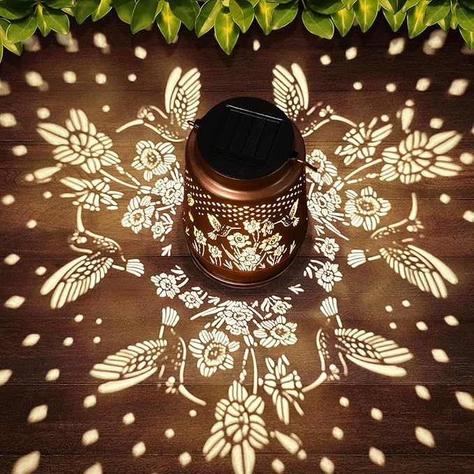 Solar Lanterns Outdoor Waterproof Hummingbird Garden Decorations Gifts for Women Gifts for Mom Grandma Birthday Gifts Hanging Solar Lanterns Outdoor for Patio Decoration, Deck, Lawn, Passageway