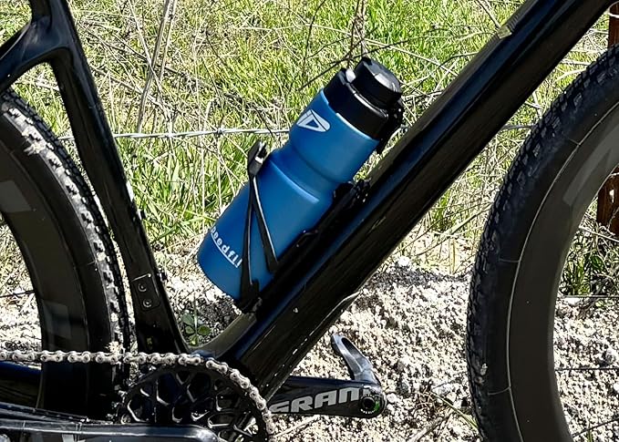 Speedfil Speedflask 21 oz. Vacuum Insulated Stainless Steel Cycling Sports Water Bottle with NEW Bounce Back Lid 2.0 (blue)