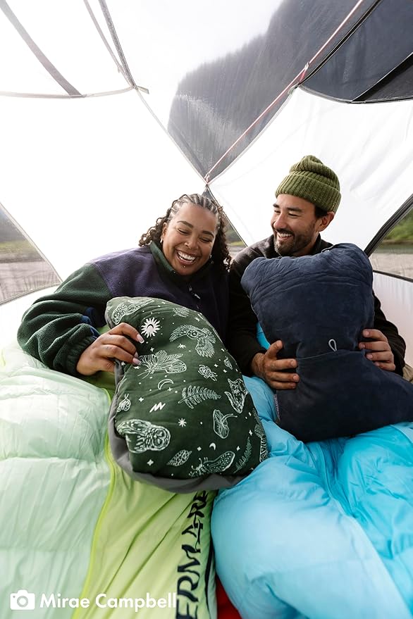 Therm-a-Rest Compressible Cinch Camping and Backpacking Pillow, Large - 16 x 23 Inch, Woodland