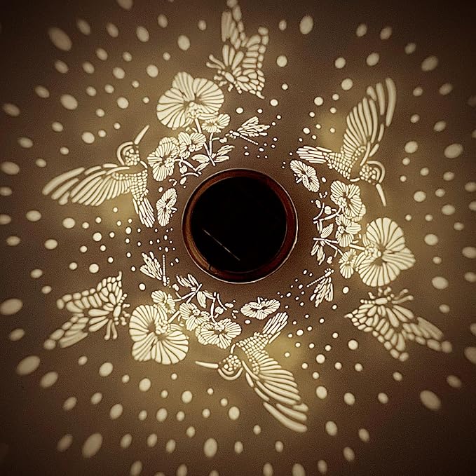 Solar Lanterns Outdoor Waterproof Hummingbird Garden Decorations Gifts for Women Gifts for Mom Grandma Birthday Gifts Hanging Solar Lanterns Outdoor for Patio Decoration, Deck, Lawn, Passageway