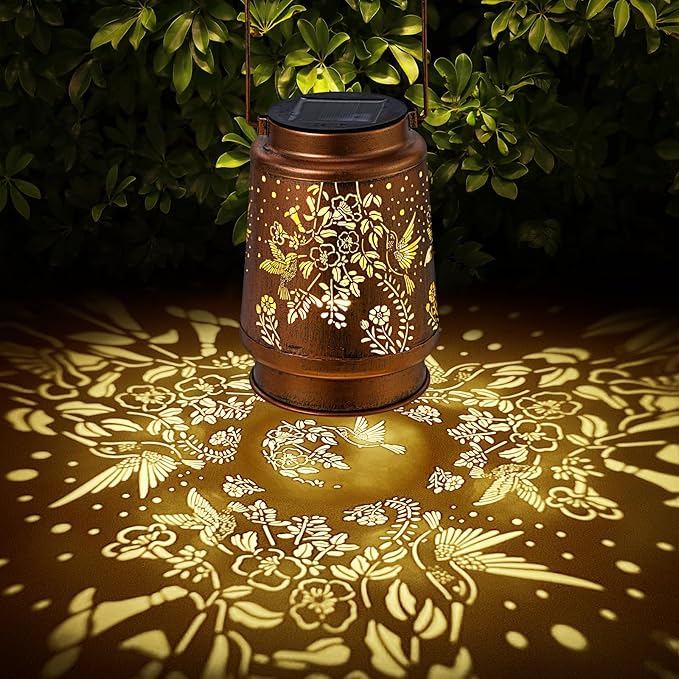 Solar Lanterns Outdoor Waterproof Hummingbird Garden Decorations Gifts for Women Gifts for Mom Grandma Birthday Gifts Hanging Solar Lanterns Outdoor for Patio Decoration, Deck, Lawn, Passageway