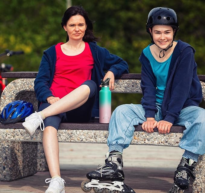 Stainless Steel Double Wall Water Bottles, Vacuum Insulated Bottle With Straw Lid, Insulated Water Bottle Keeps Water Cold for 24 Hours, Hot for 12 Hours, Hiking, Sports