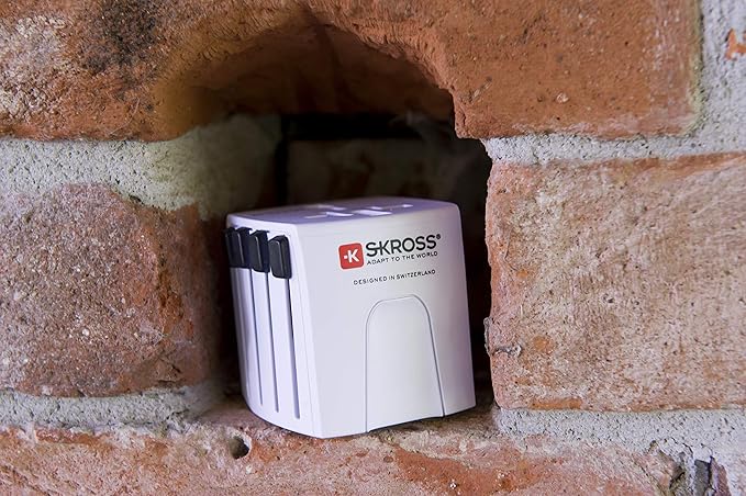 SKROSS World Travel Adapter MUV Micro