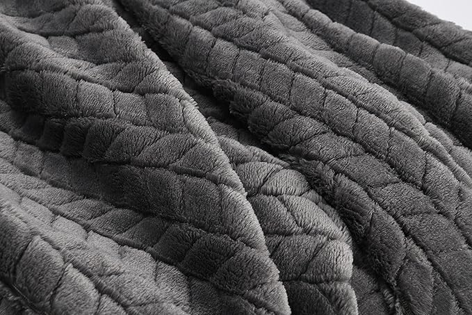 EverSnug Premium Travel Blanket Pillow - Soft 2 in 1 Airplane Blanket with Soft Bag Pillowcase, Hand Luggage Sleeve and Backpack Clip (Grey)