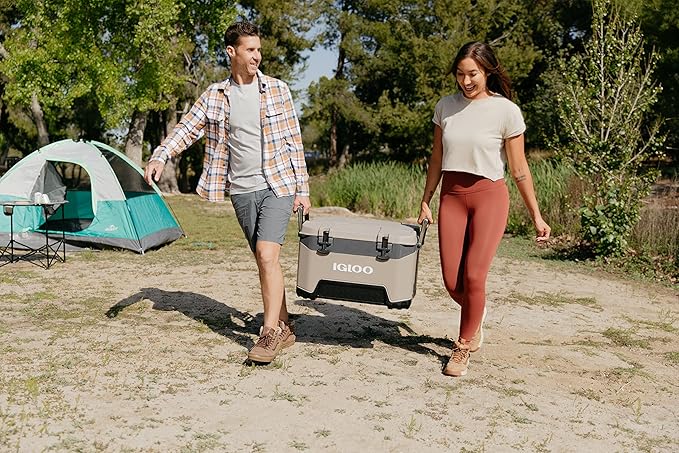 Igloo BMX Hard Coolers (25-72QT)