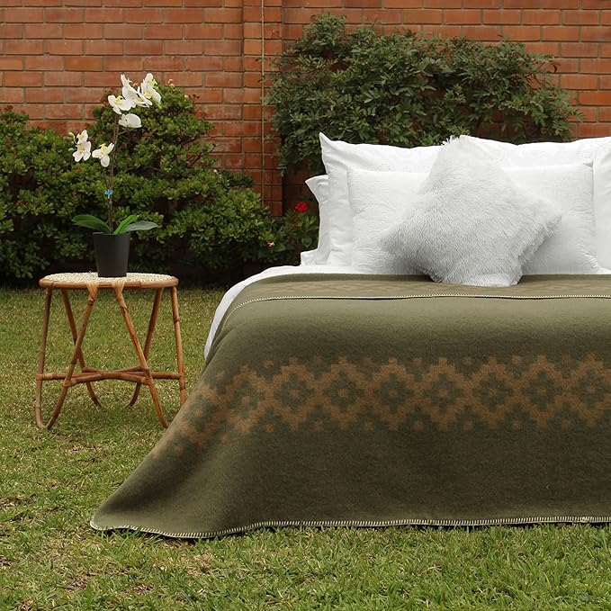 Thick Alpaca Wool Blanket Heavyweight Camping Outdoors Indoors Soft Peru Queen Size Ethnic Design (Olive Green - Soft Camel, Queen)