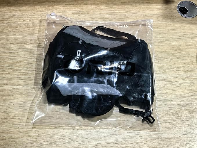 Running Vest for Women Men, Adjustable Chest Straps Running Hydration Vest with 1.5L Water Bladder, Lightweight Breathable Reflective Hydration Pack for Marathon, Trail, Hiking, Cycling