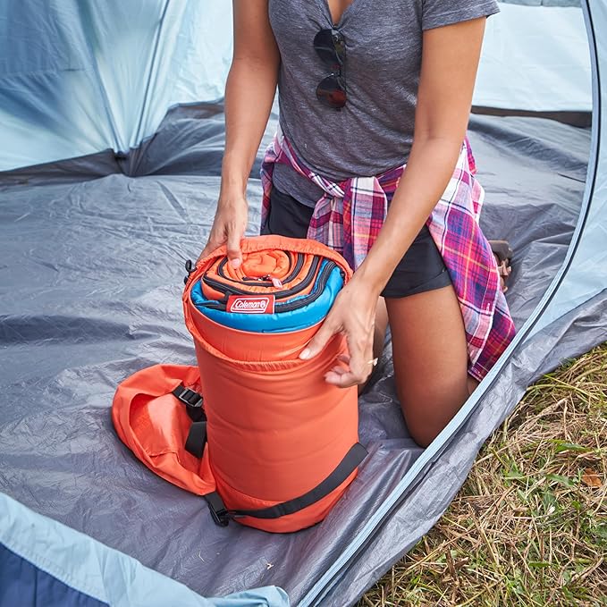 Coleman Kompact 20°F/30°F/40°F Sleeping Bag, Cool-Weather Adult Sleeping Bag with Heat Retention, Stuff Sack, & Snag-Free Zipper, Great for Camping, Sleepovers, Guests & More