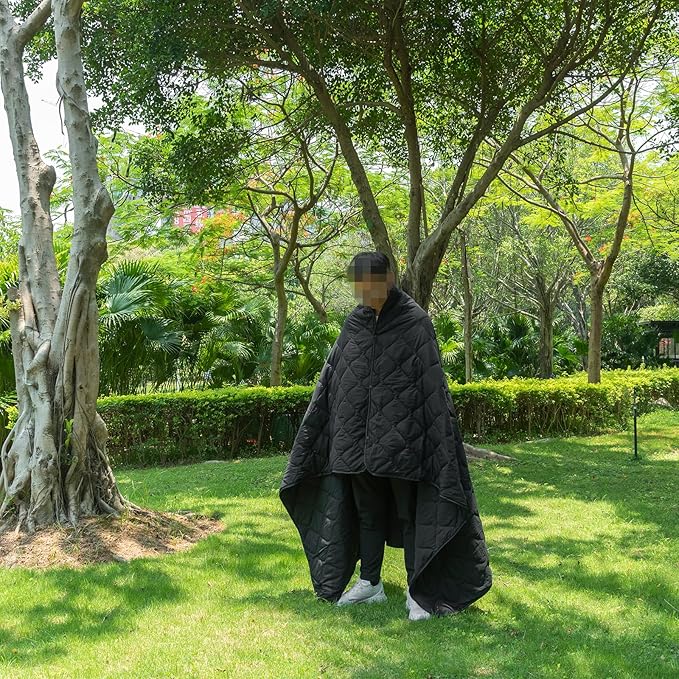 LOOGU Camo Blanket Waterproof Insulation Poncho Liner for Outdoor Camping, Hiking, Hunting, Survival, Backpacking, Picnicking