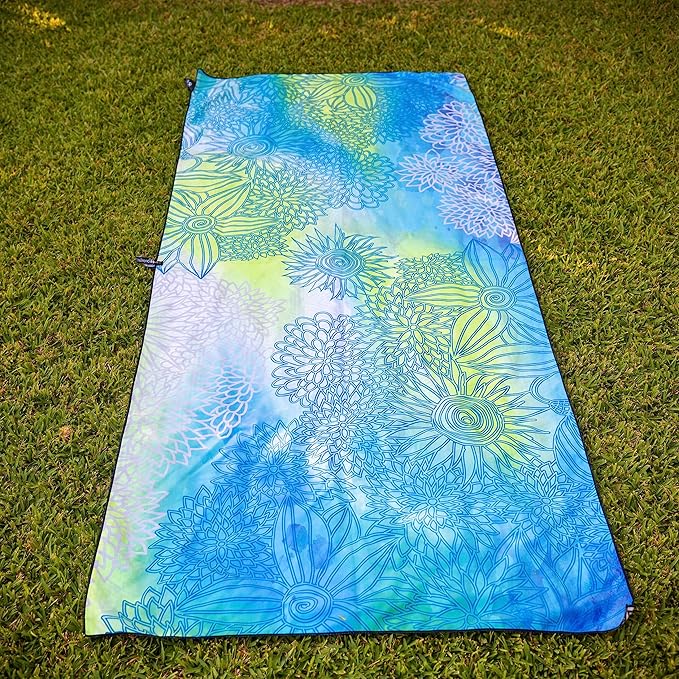 Quick Dry Towel Extra Large 78x35 Inch - Microfiber Beach Towel - Perfect for Beach, Travel, Swimming, Pool, Yoga, Hiking, Camping - Lightweight, Fast Drying, Compact for Adults (Blue Green)